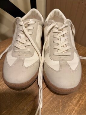 Women's J. Crew White & Tan Lace-Up Sneakers